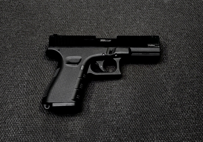 G17 (GLOCK 17)